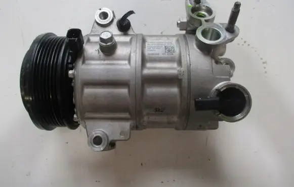 Ford Fiesta Air conditioning (A/C) compressor (pump) H1BH19D629DA