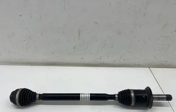 Mini Clubman F54 Rear driveshaft 8679838
