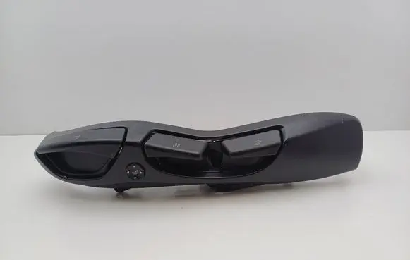BMW 3 E46 Seat control switch 8226307L