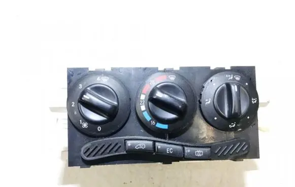 Mercedes-Benz A W168 Climate control unit 1688300485