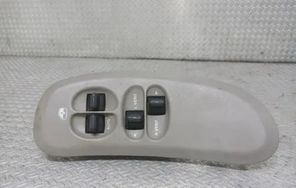 Chrysler Voyager Electric window control switch 0SB701L5AB