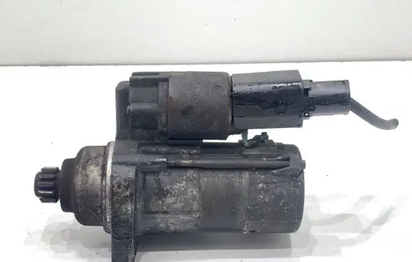 Volkswagen Sharan Starter motor 02M911024A
