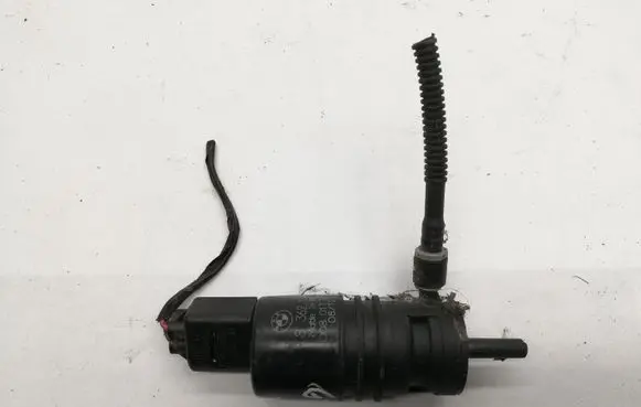 BMW X3 F25 Windscreen/windshield washer pump 8362154