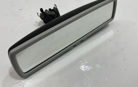 Volkswagen Touareg I Rear view mirror (interior) 7P6857511S