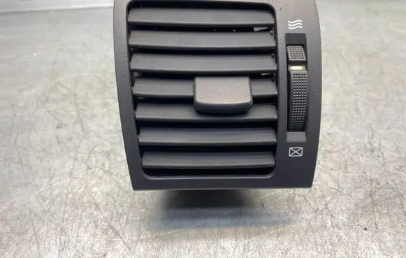 KIA Sorento Dashboard side air vent grill/cover trim 974903E000