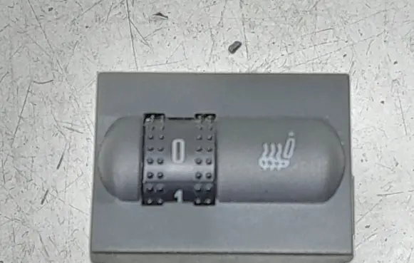 Skoda Fabia Mk1 (6Y) Seat heating switch 6Y0953563A