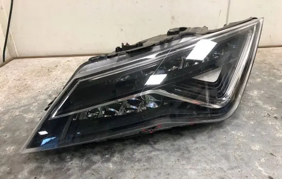 Seat Leon (5F) Headlight/headlamp 5F1941007G-BILI 5F1941007G