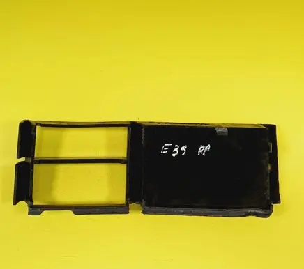 BMW 5 E39 Front bumper lower grill 82356409