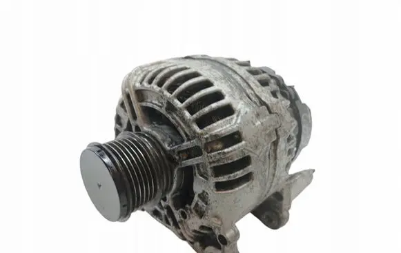 Volkswagen Polo Generator/alternator 045903023A