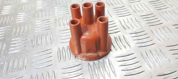 Audi 80 90 S2 B4 Spark distributor cap 