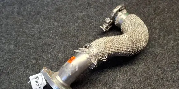 Audi A8 S8 D4 4H EGR valve line/pipe/hose 059131530J