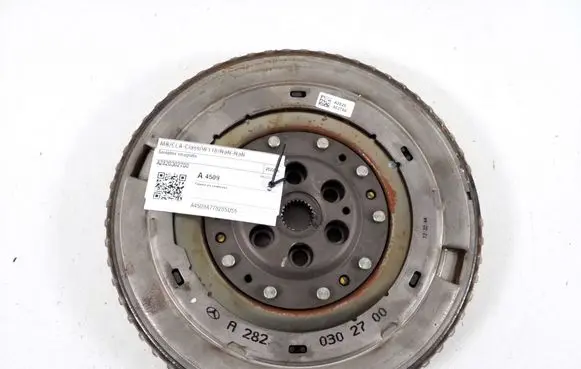 Mercedes-Benz CLA C118 X118 Dual mass flywheel A2820302700