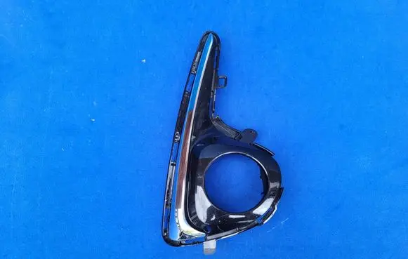 Toyota Yaris Front bumper lower grill 81481-0D360