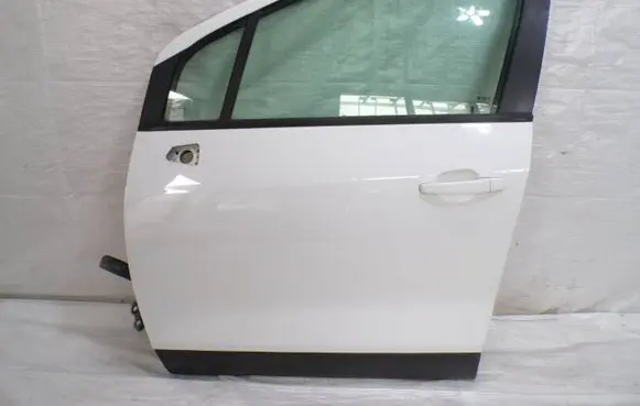 Opel Mokka Front door