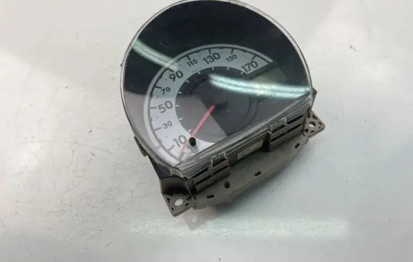 Toyota Aygo AB10 Speedometer (instrument cluster) 838000H011