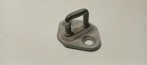 Toyota Land Cruiser (BJ70) Front door lock loop/hook striker