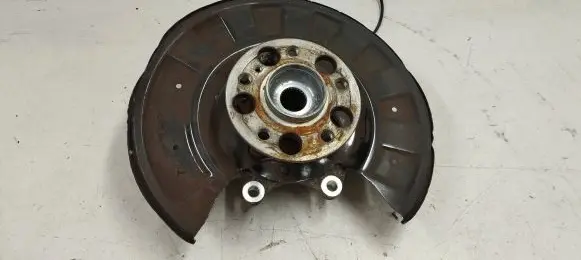 Mercedes-Benz SL R231 Rear wheel hub A2314230120
