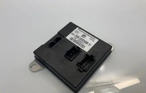Mercedes-Benz E W211 Comfort/convenience module 2115452232 20064305 A2115452232