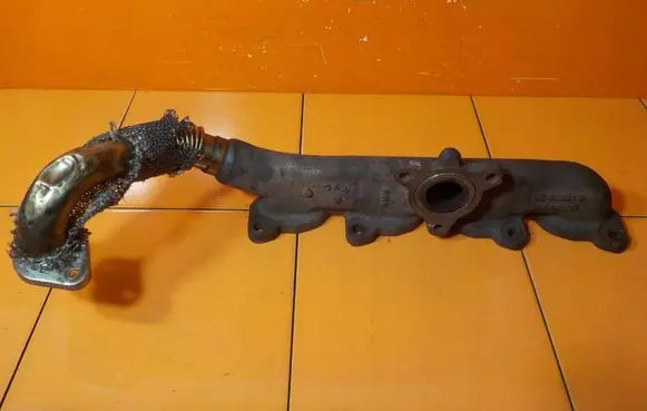 Opel Astra K Exhaust manifold 55569995