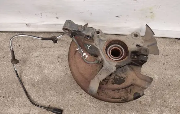 Ford B-MAX Front wheel hub
