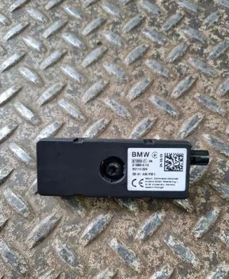 BMW 2 F44 Aerial antenna amplifier 8795937
