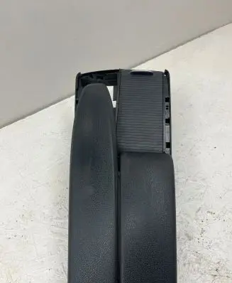 Mercedes-Benz C W204 Armrest 0005032510 A2046800639