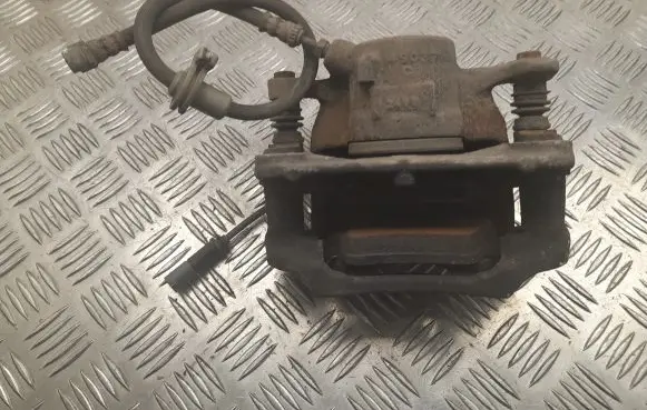 BMW X2 F39 Front brake caliper 5424307