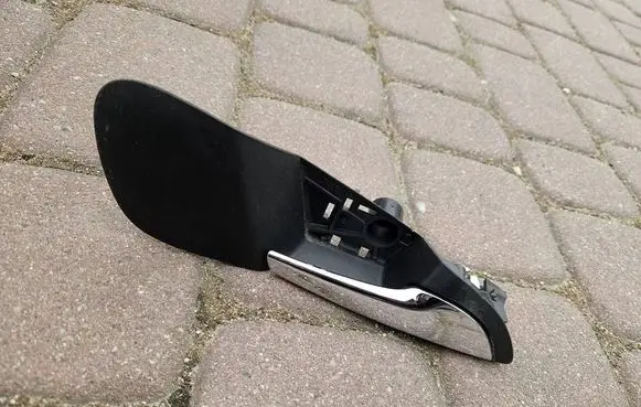 Opel Zafira C Front door interior handle