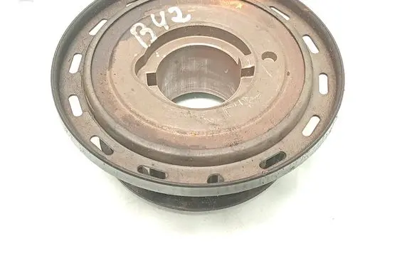 Volvo V40 Crankshaft pulley 1781414