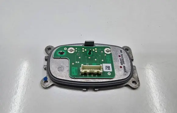 Volkswagen T-Roc LED Daytime headlight L260247