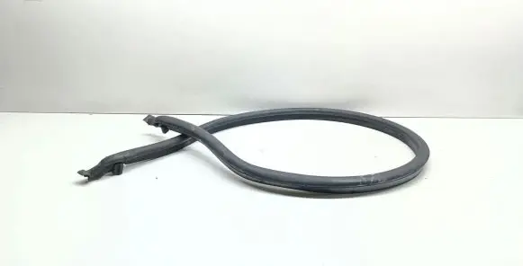 Jeep Grand Cherokee Engine compartment rubber 
