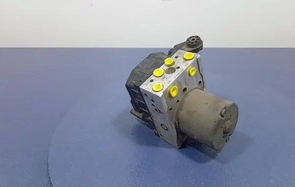 BMW 5 E39 ABS Pump 1164848