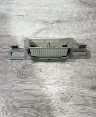 Volvo XC90 Loading door lock loop/hook striker 39831947 5201A