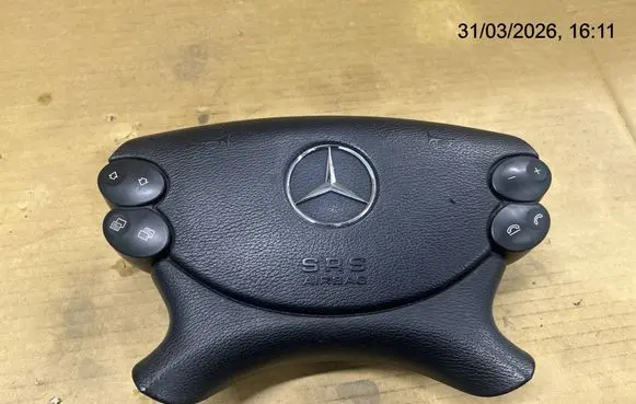 Mercedes-Benz CLS C219 Steering wheel airbag 