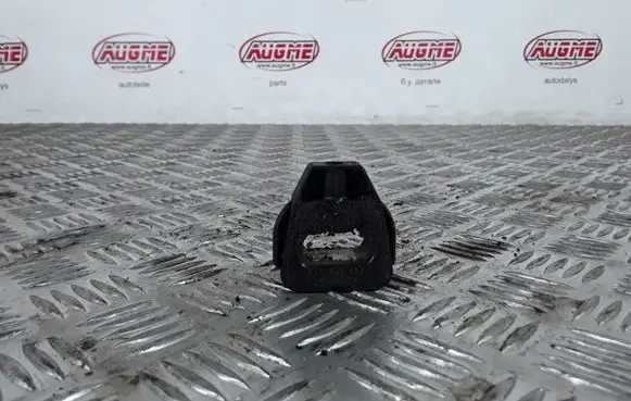 Audi A3 S3 8L Radiator mount bracket 1J0806157A 1U0121367A