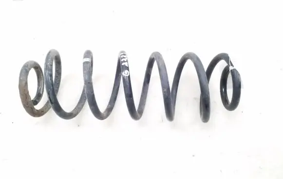 Volkswagen Golf V Rear coil spring