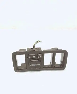Toyota Avensis T250 Wing mirror switch 183575