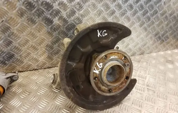 Mercedes-Benz B W246 W242 Rear wheel hub spindle/knuckle 2460306
