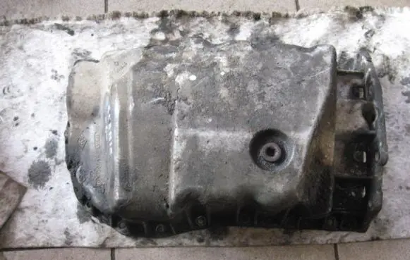 Volvo S40, V40 Oil sump 330970661 19DTI 111849