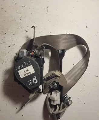 Mitsubishi Outlander Front seatbelt 604675800 63020B