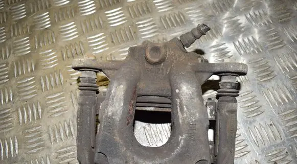 BMW 1 E81 E87 Front brake caliper