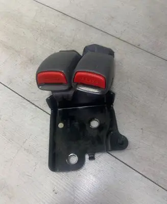 Honda CR-V Rear seatbelt buckle 20916BG