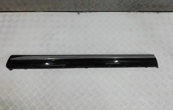 Mercedes-Benz Vito Viano W447 Foot area side trim A4476900203 A4476906001 1800236