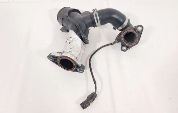 Dacia Sandero II Engine coolant pipe/hose 147138070R 165763328r 1207500