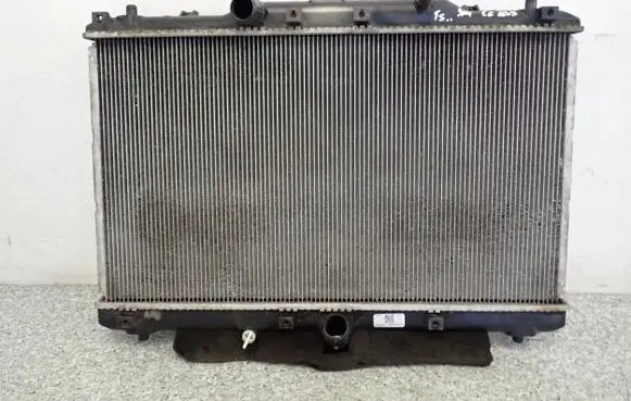 Suzuki SX4 Coolant radiator