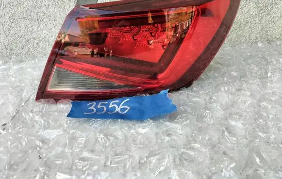 Seat Leon (5F) Rear/tail lights 5F0945208C