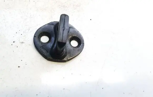 Mitsubishi Pajero Sport I Front door lock loop/hook striker 