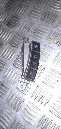 BMW 7 E65 E66 Steering wheel buttons/switches 6911586