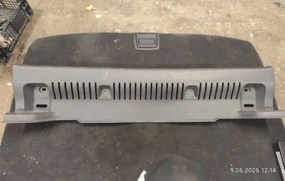 Volkswagen Golf Plus Trunk/boot sill cover protection 5M0863459 5M0863651
