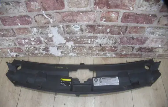Seat Toledo IV (NH) Front bodywork piece 